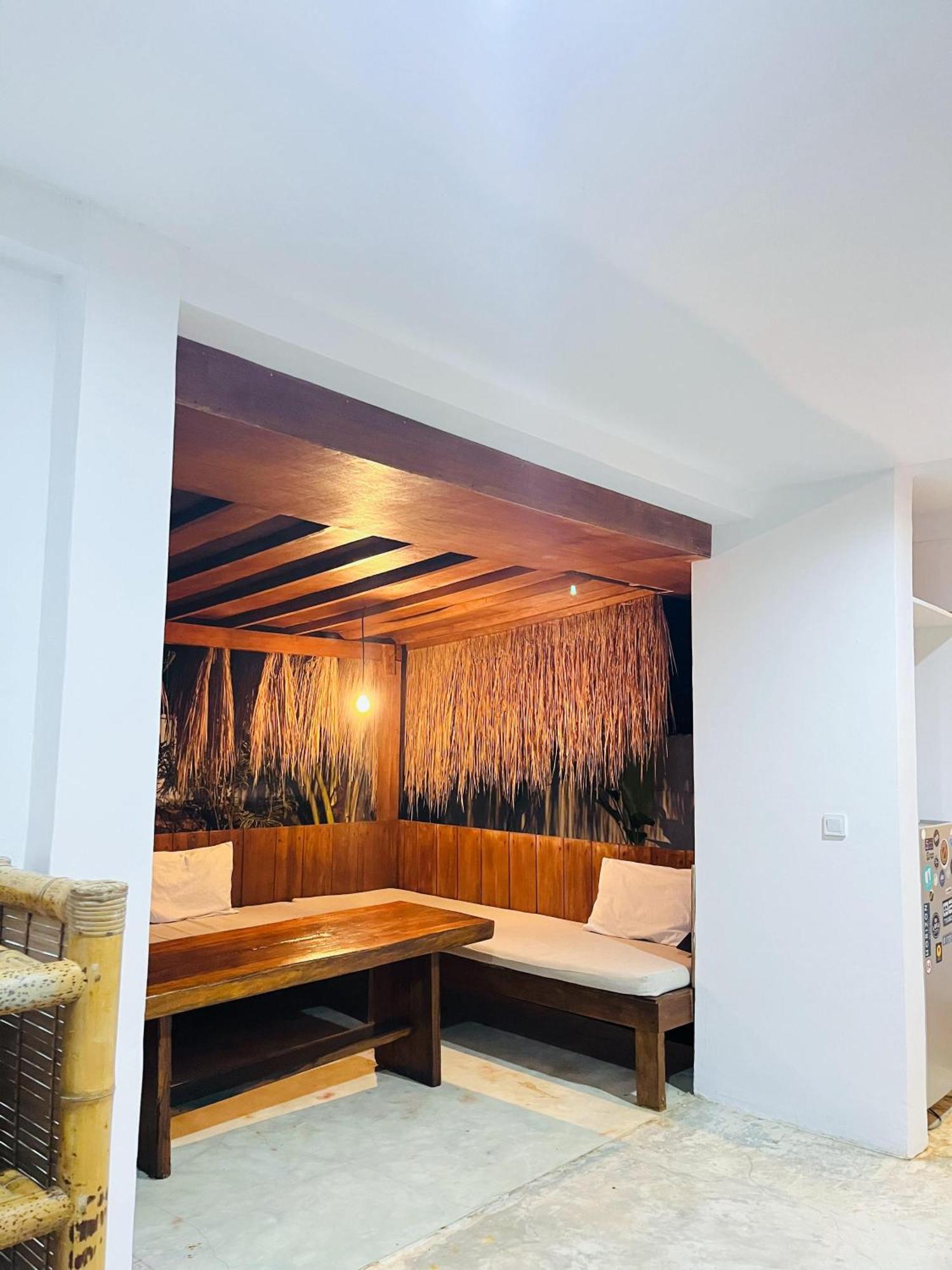 Palm Green Hotel Kuta  ภายนอก รูปภาพ